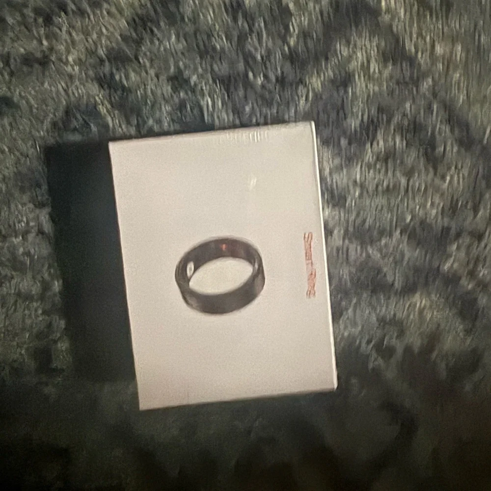 black smart ring size 8 or 10